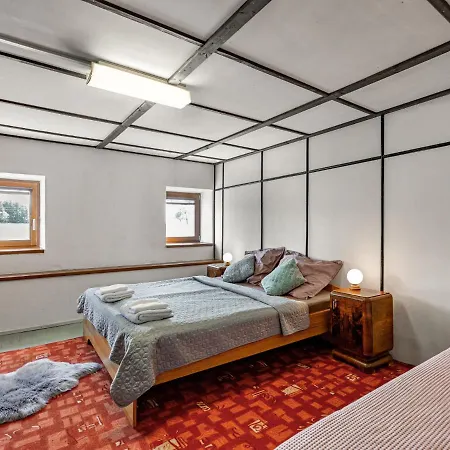Jelemek By Interhome Сasa de vacaciones Nebahovy